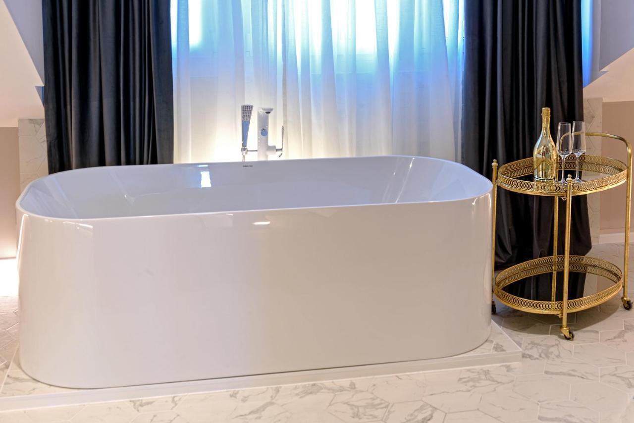 Lumiere Luxury Rooms スプリト エクステリア 写真